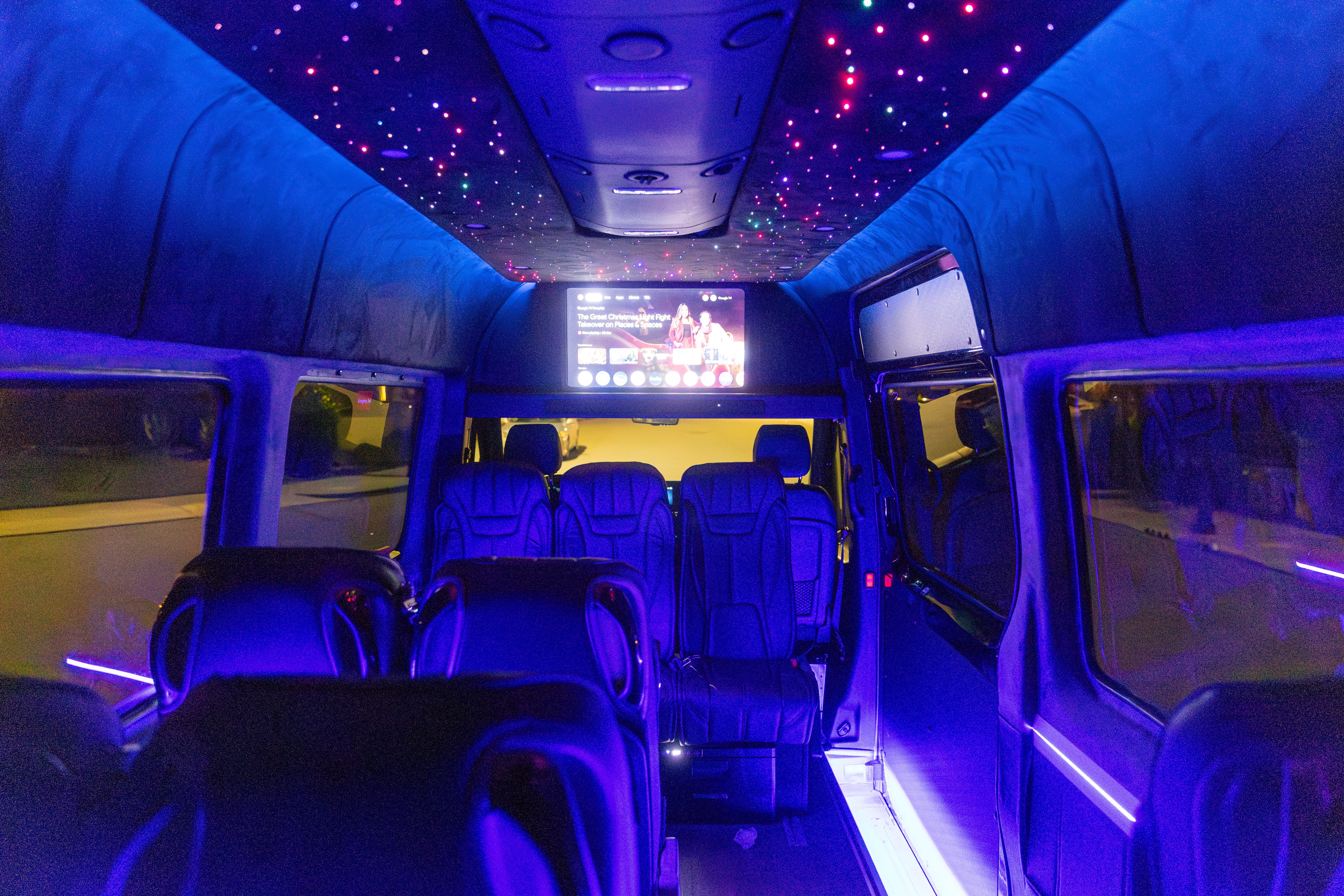 MERCEDEZ-BENZ SPRINTER 2500 14 PASSENGER Image 75